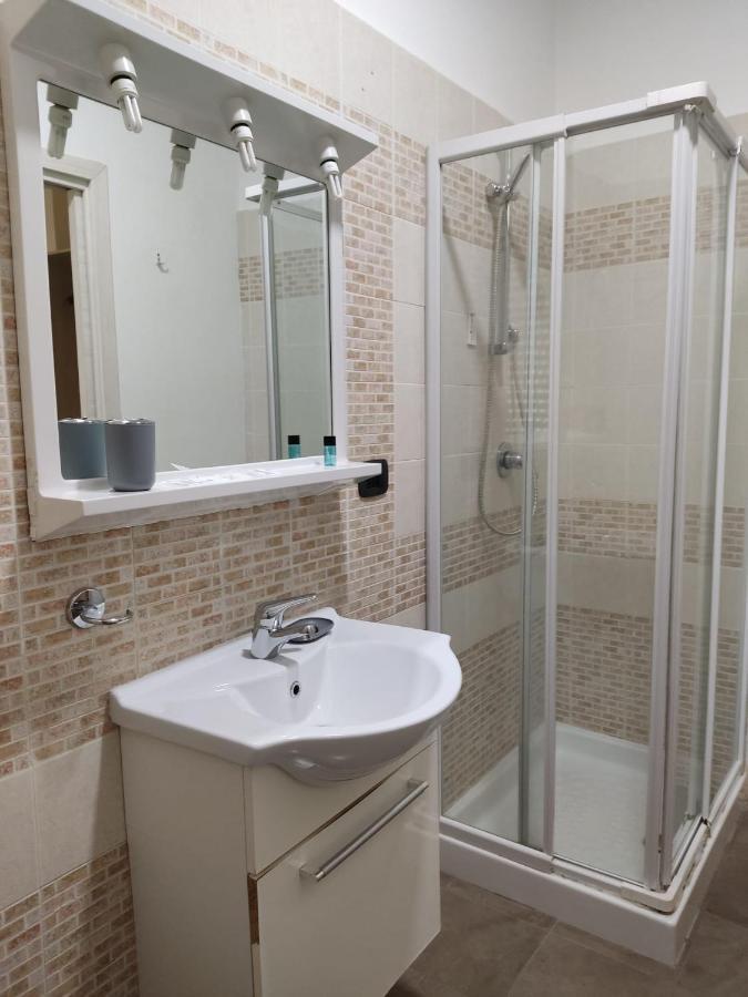 Civico 83 Bed and Breakfast Reggio di Calabria Exteriör bild