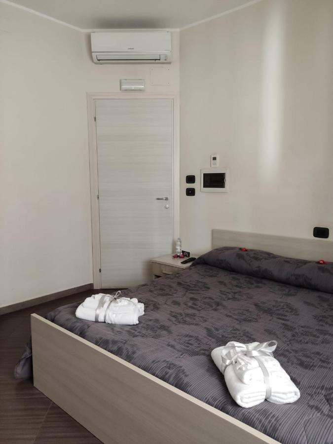Civico 83 Bed and Breakfast Reggio di Calabria Exteriör bild