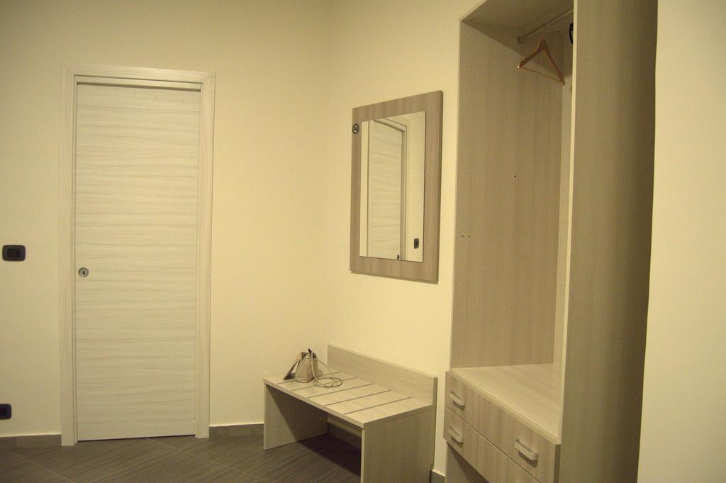 Civico 83 Bed and Breakfast Reggio di Calabria Exteriör bild