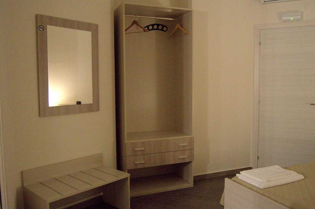 Civico 83 Bed and Breakfast Reggio di Calabria Exteriör bild